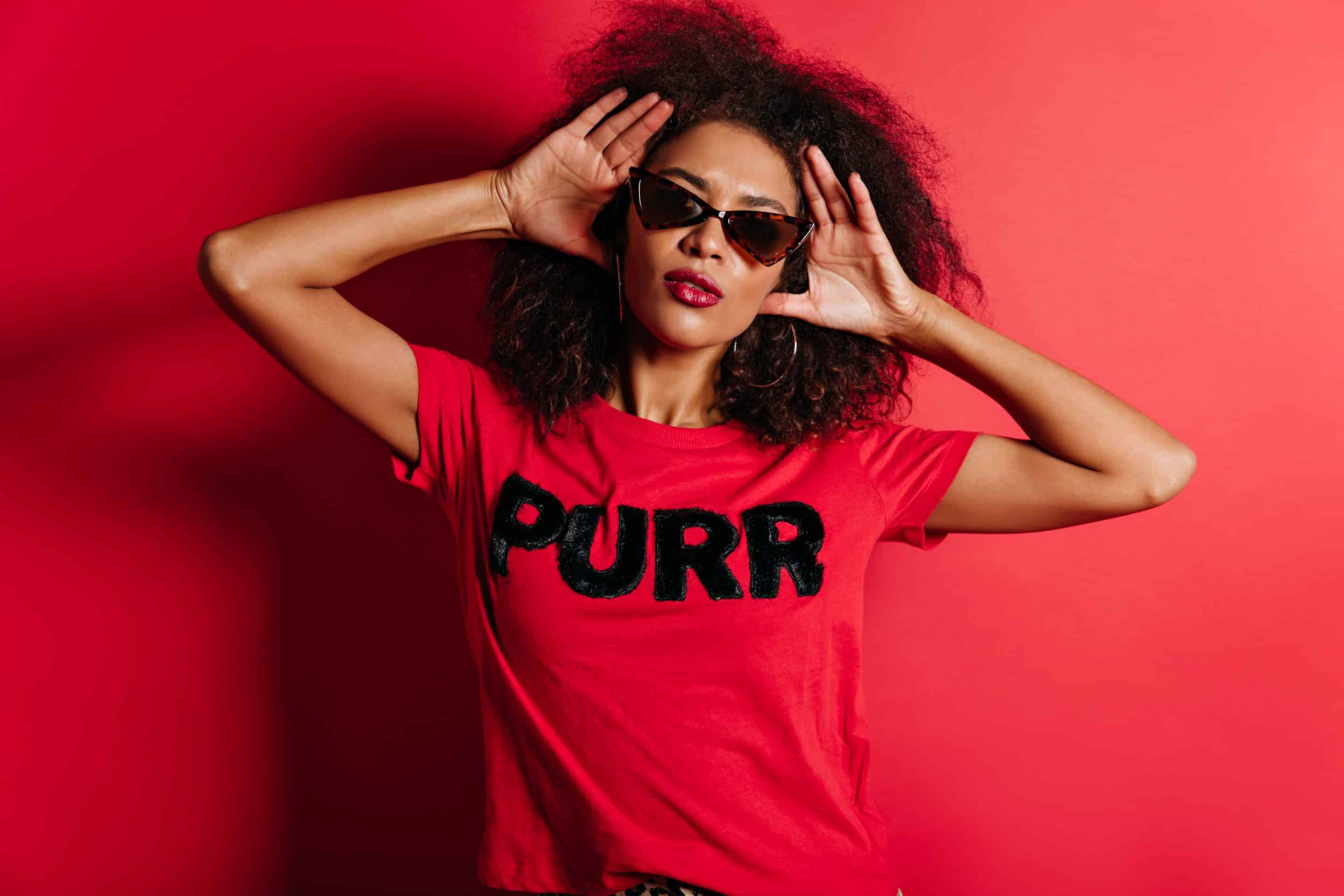 Les t-shirts personnalisés ont une énorme demande dans le monde entier