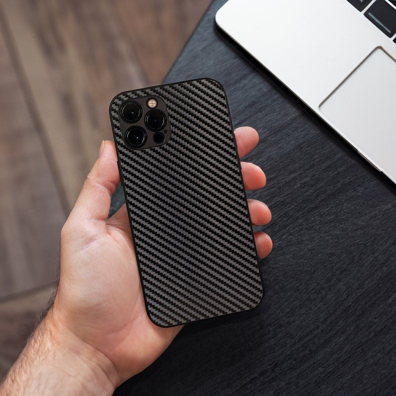 Coque de téléphone en fibre de carbone