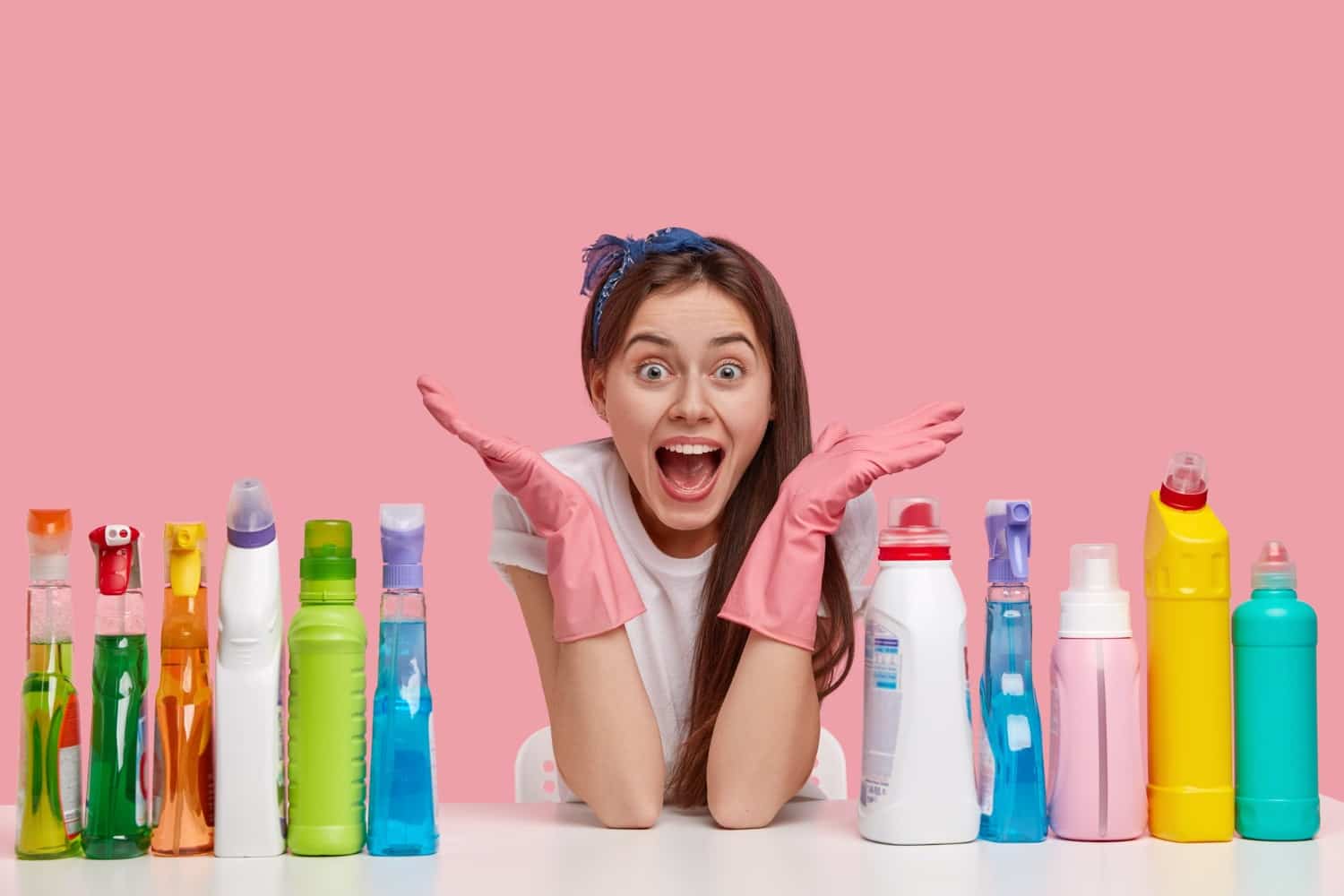 woman exploring supply markets for popular brands for cleaning products
